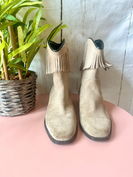 Elena Boots