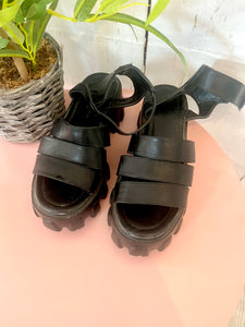 Evie Sandals