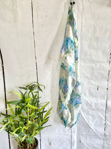 Etta Scarf